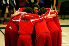 米兰体育官网-NBA球队进攻战术演变，nba进攻技巧最丰富的球员