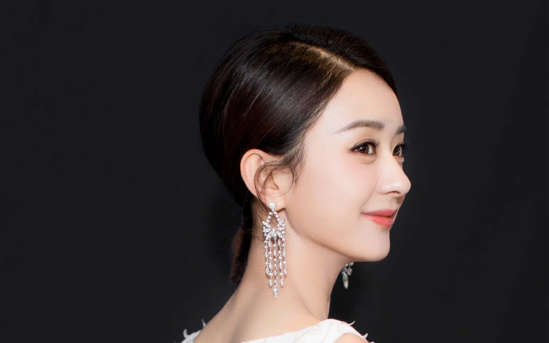 世界杯激情夜：精彩瞬间不停歇！，世界杯超燃视频